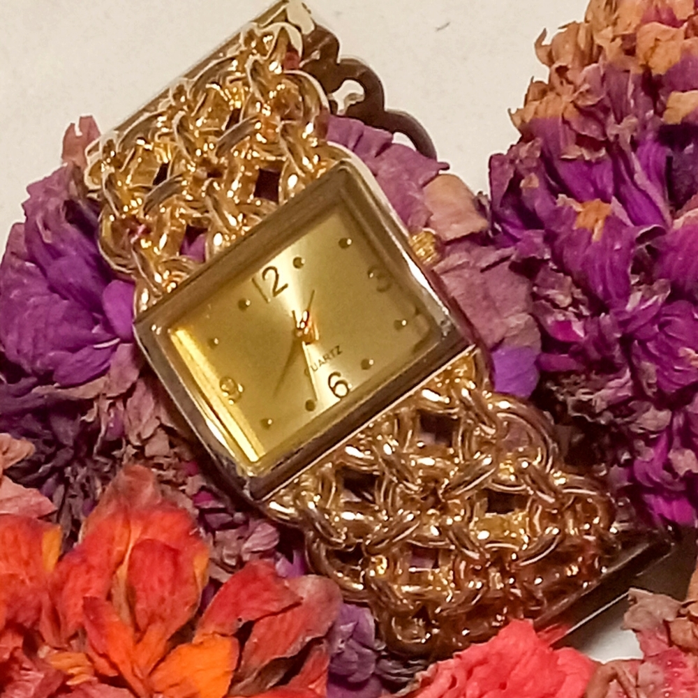 Cuff bracelet watch